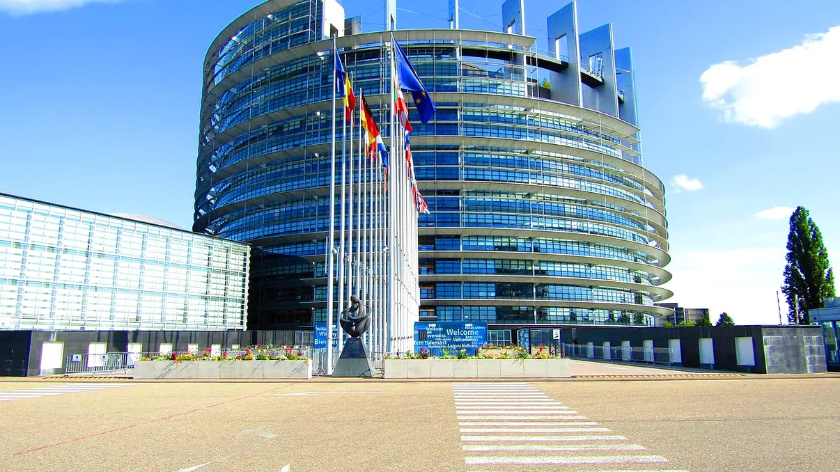 România votează împotriva Parlamentului European. Țara noastră se opune revizuirii tratatelor Uniunii Europene