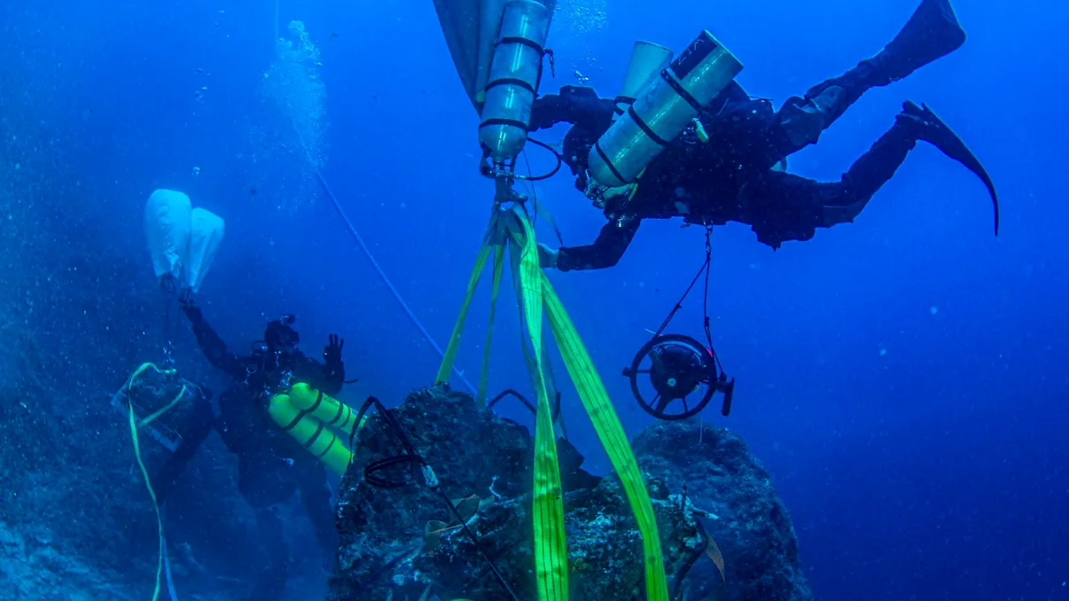 Descoperire uluitoare, pe epava din Antikythera, veche de 2.000 de ani: este cunoscută pentru cel mai vechi computer din lume
