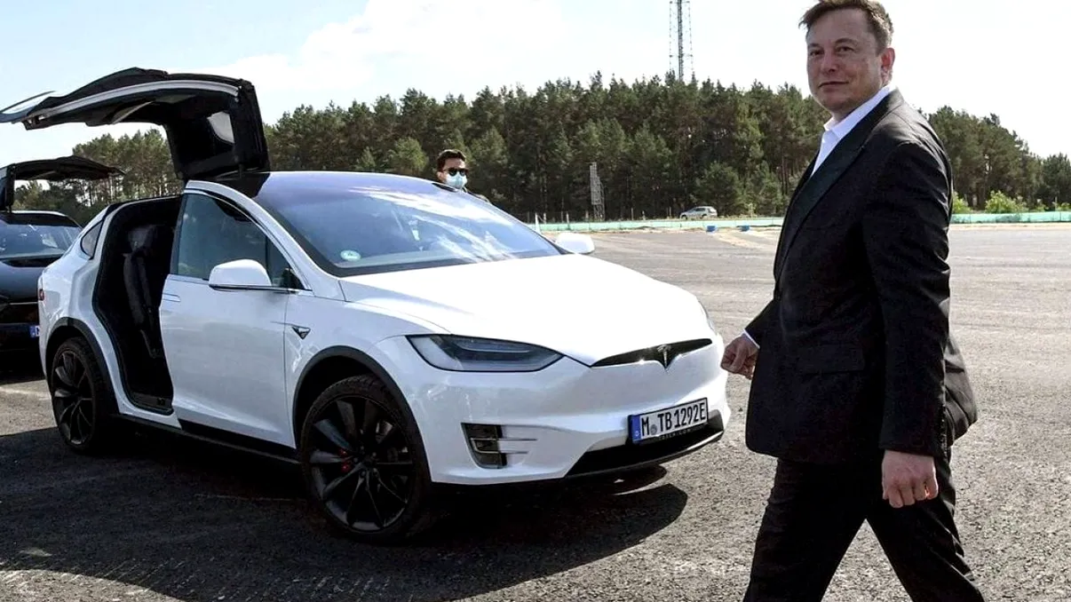 Gestul lui Elon Musk ce trădează planurile pe care le are pentru Tesla: toți acționarii sunt afectați