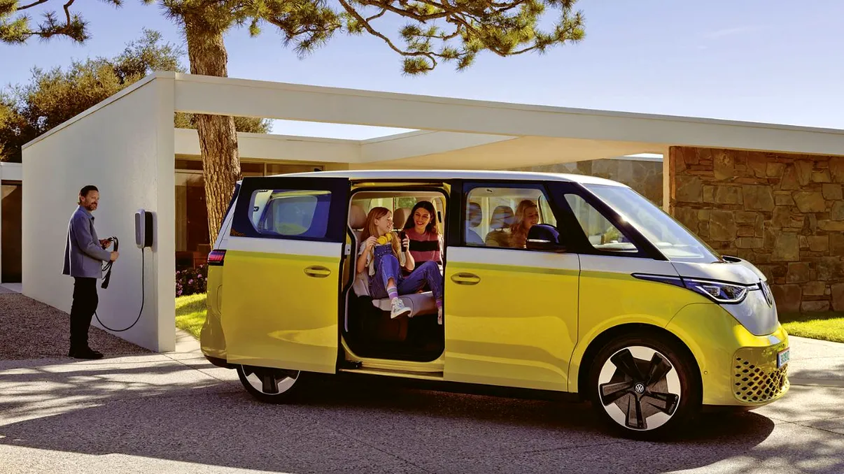 Volkswagen are probleme cu bateriile: ce se întâmplă cu producția ID.Buzz