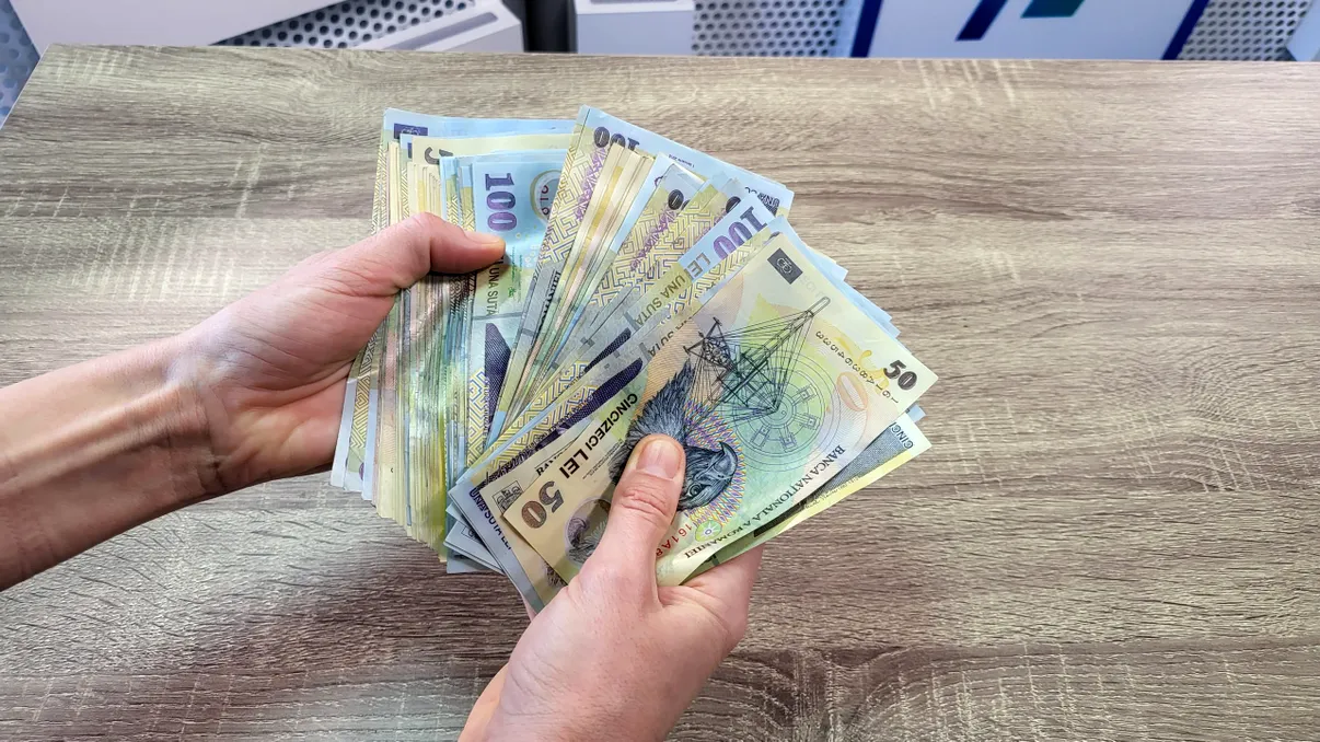 Sfârșitul prețurilor mari, prezis clar: când scăpăm de scumpiri, de fapt