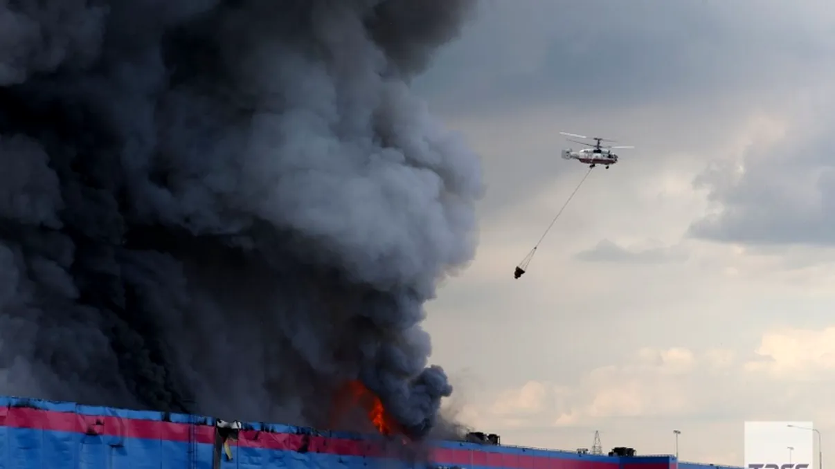 Incendiu puternic lângă Moscova. Cel puțin 13 răniți. Intervin peste 150 de pompieri și 3 elicoptere