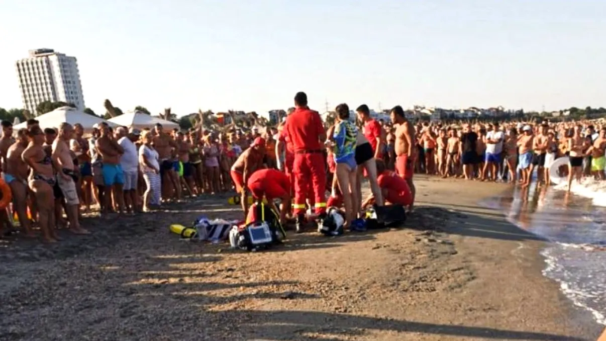 Tragedie la Costinești. Unul dintre turiștii dispăruți în Marea Neagră a fost găsit fără viață