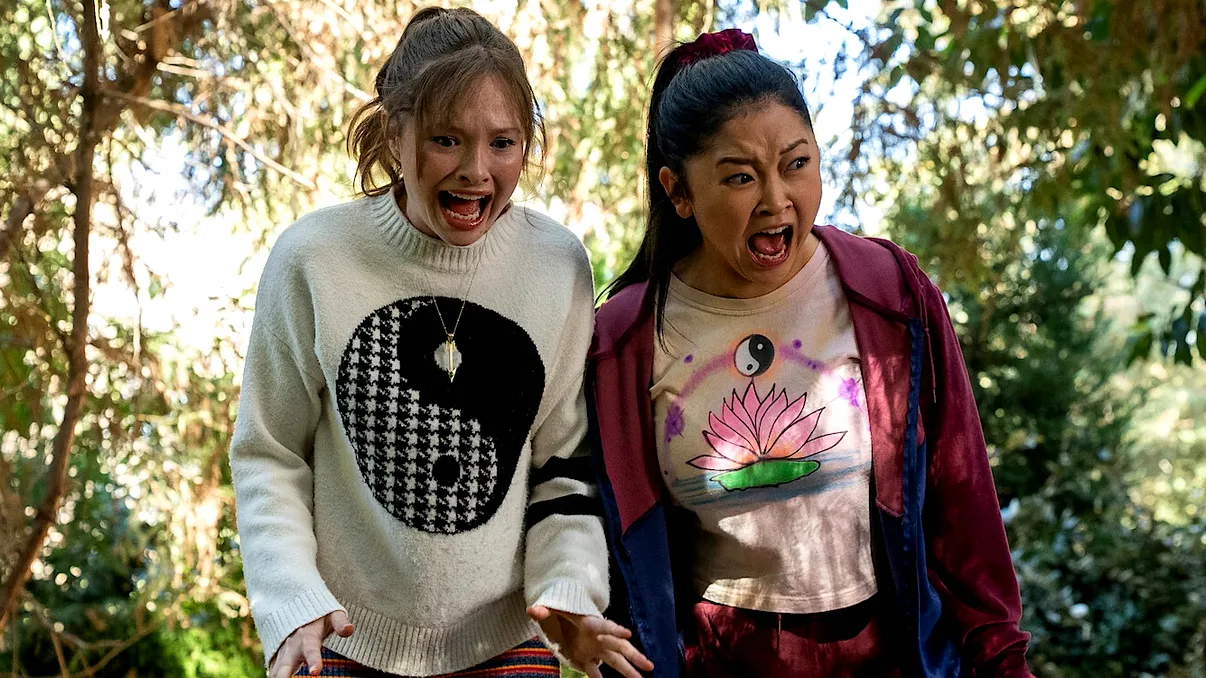 REVIEW Boo, B*tch, serialul Netflix pentru adolescenți la care se pot uita și adulții plictisiți