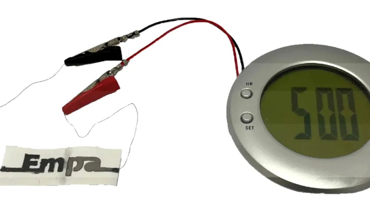 Această baterie de hârtie este activată de apă: cum funcționează