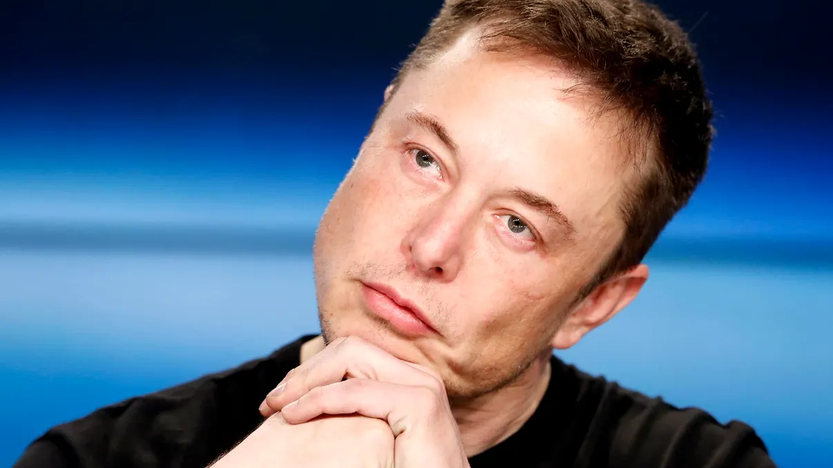 Musk, acuzat la nivel înalt că dă 