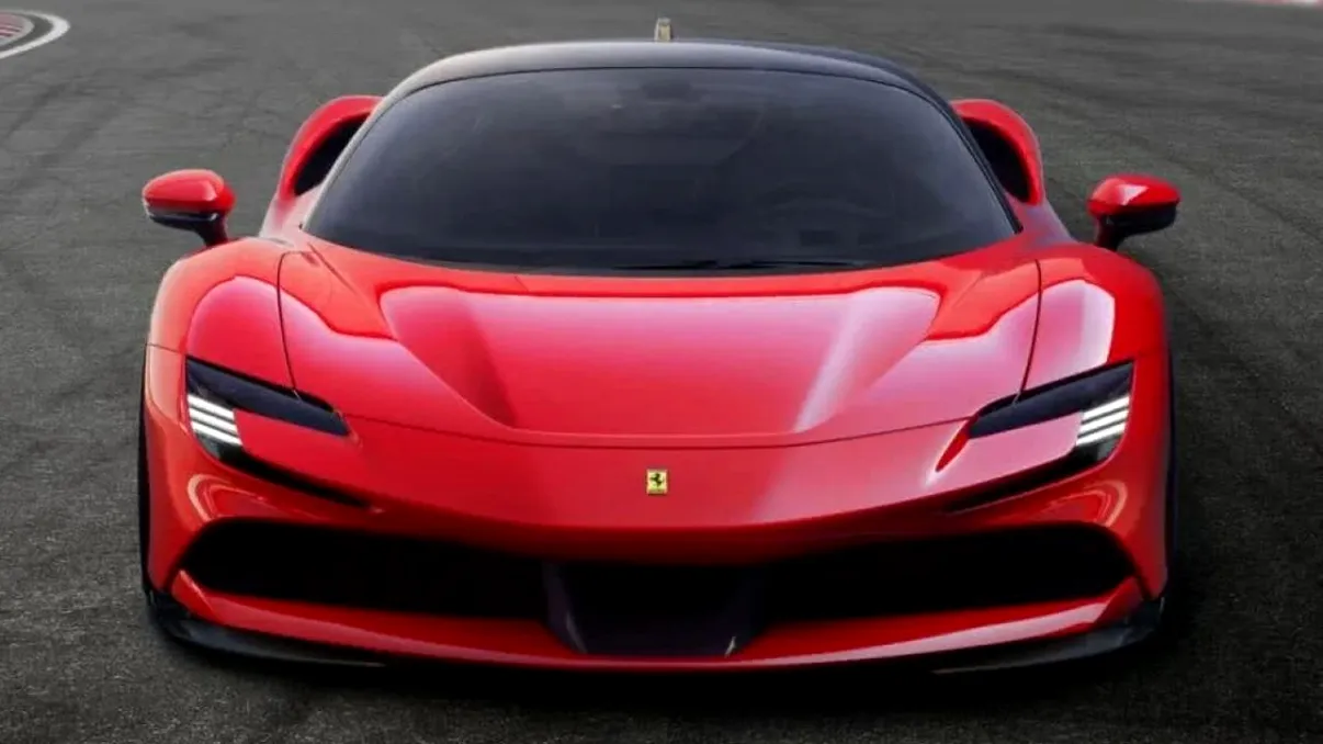 Ferrari continuă să obțină profituri uriașe: cel mai recent record doborât