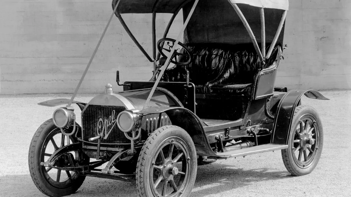 160 de ani de Opel: cum a trecut de la mașini de cusut la automobile