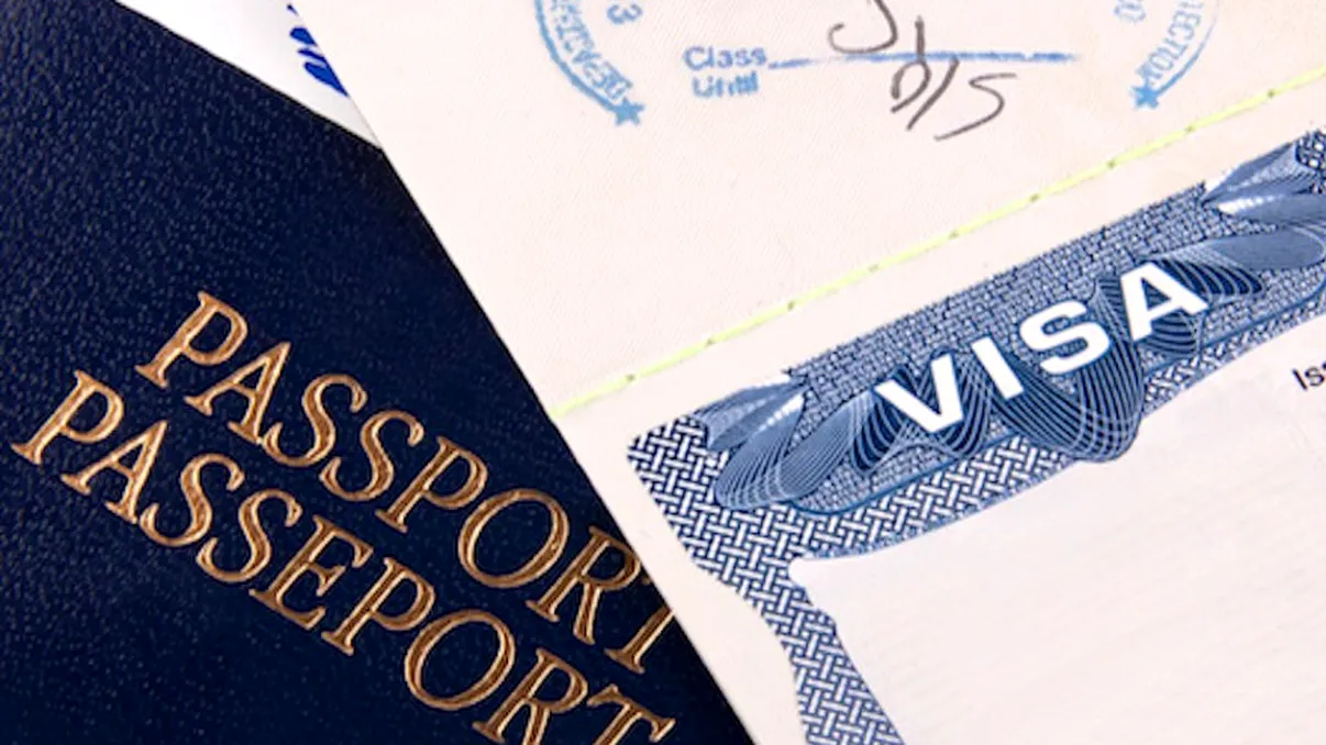 Țările baltice, Polonia și Finlanda ar putea interzice turiștii ruși. Problema, discutată la nivelul UE