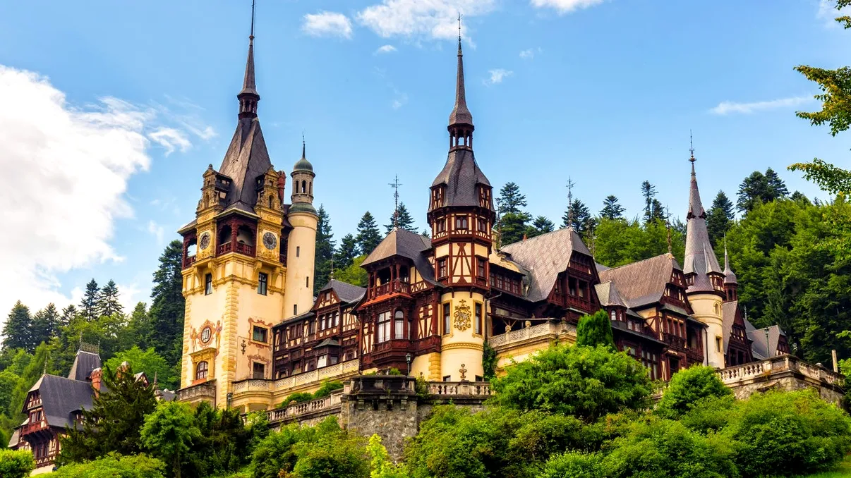 România, ocolită de străini. Frica de război, printre cauze: ce le recomandă specialiștii turiștilor