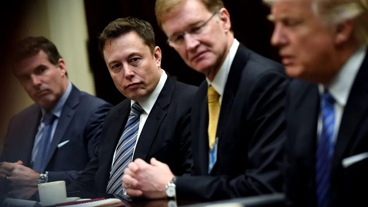 Soluția lui Elon Musk pentru o afacere profitabilă: trei sfaturi legate de ședințe care fac minuni