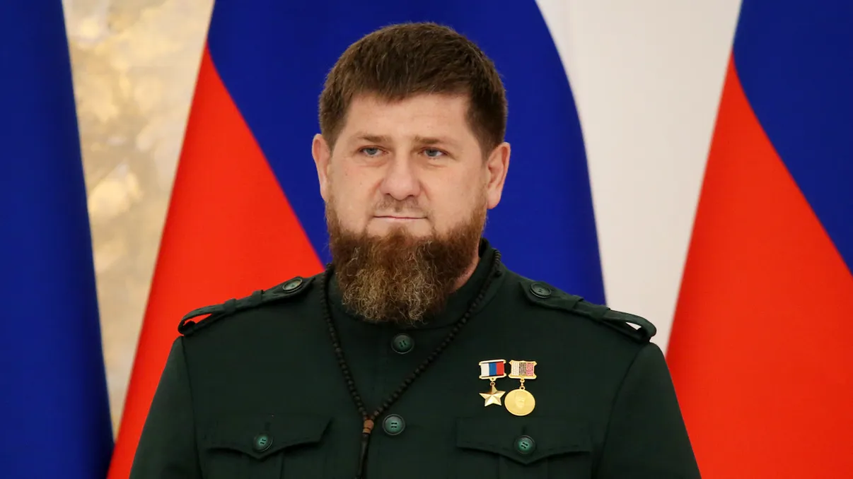 Liderul cecen trece la fapte, după eșecul lui Putin în Ucraina. Trimite 10.000 de soldați pe front: „S-au întors din concediu. Armele sunt curate, încărcătoarele pline”