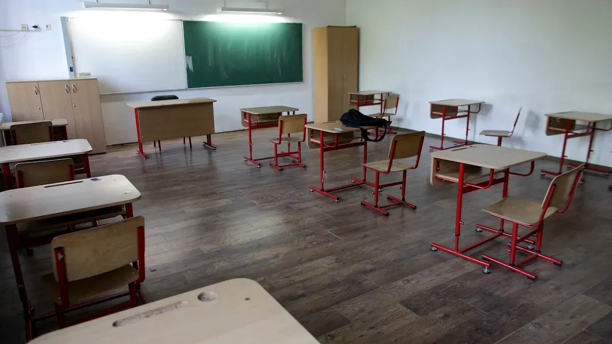 Vei vedea altfel criza din educație: suntem printre primii din Europa și nu este subiect de mândrie