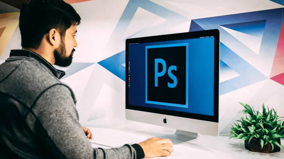 Noua actualizare Adobe Photoshop adaugă selecții rafinate și restaurare foto AI