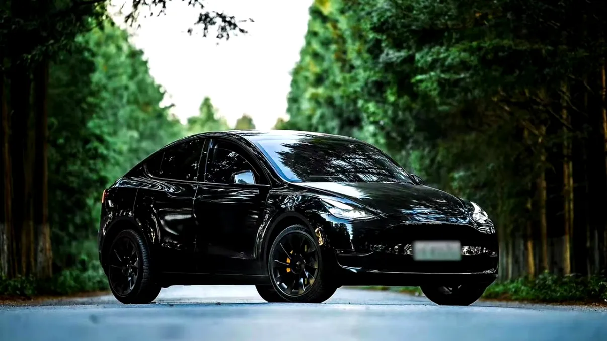 Tesla nu are emoții legate de criză: ce se întâmplă iarna asta cu fabrica din Europa