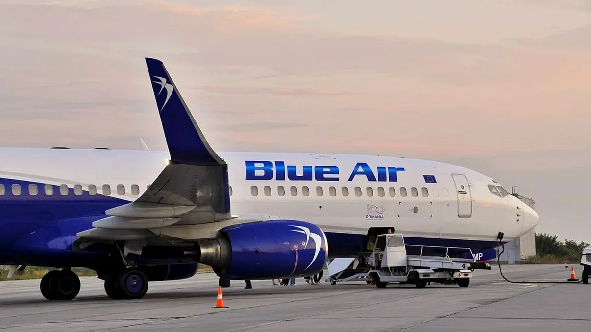 Decizie drastică. ANAF pune sechestru pe avioanele Blue Air