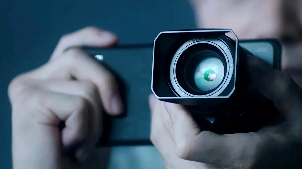 FOTO Cel mai recent concept de telefon Xiaomi are un obiectiv Leica M interschimbabil