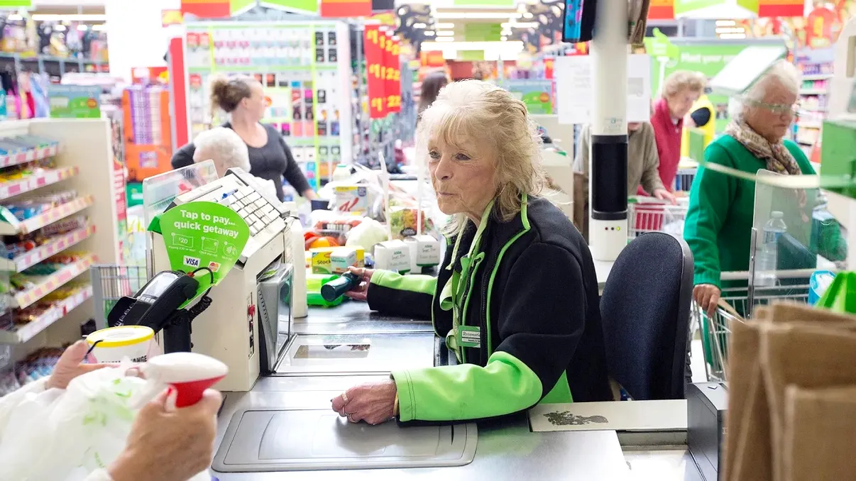 Vârsta de pensionare în România, modificată peste noapte, ”pe bună dreptate”: vine de la Guvern