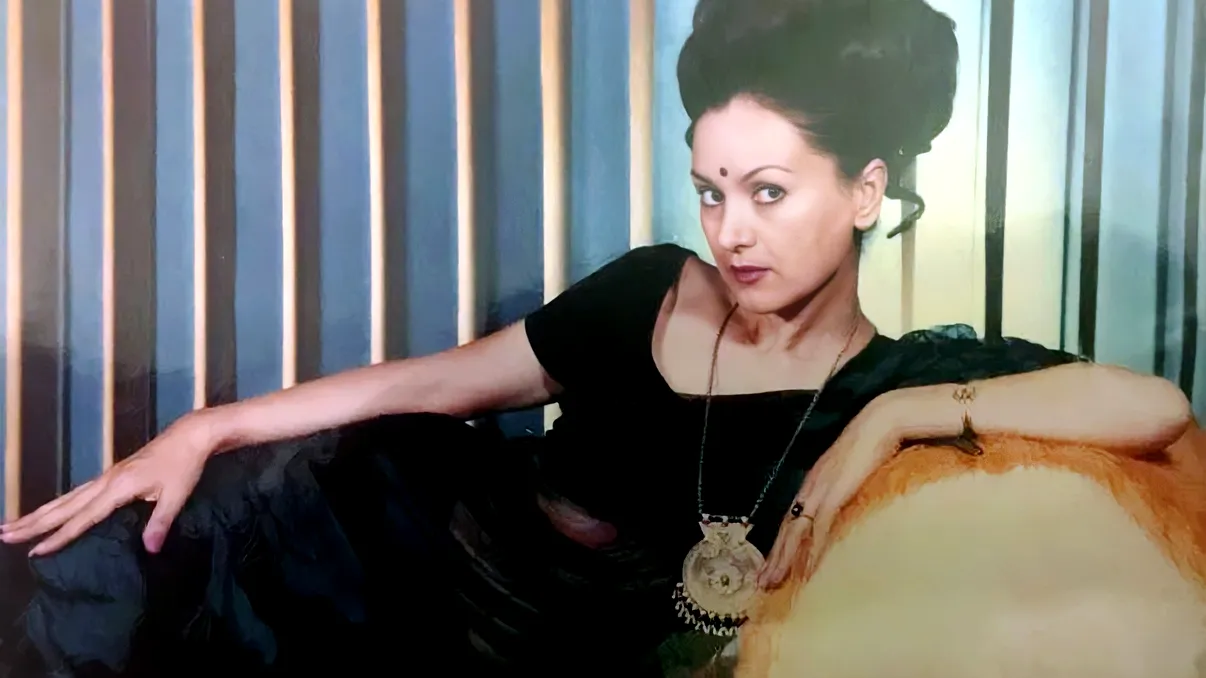 A trăit înconjurată de oameni, dar a murit în singurătate și tristețe. Drama celei care a fost Naarghita: cum i-a frânt Elena Ceaușescu aripile