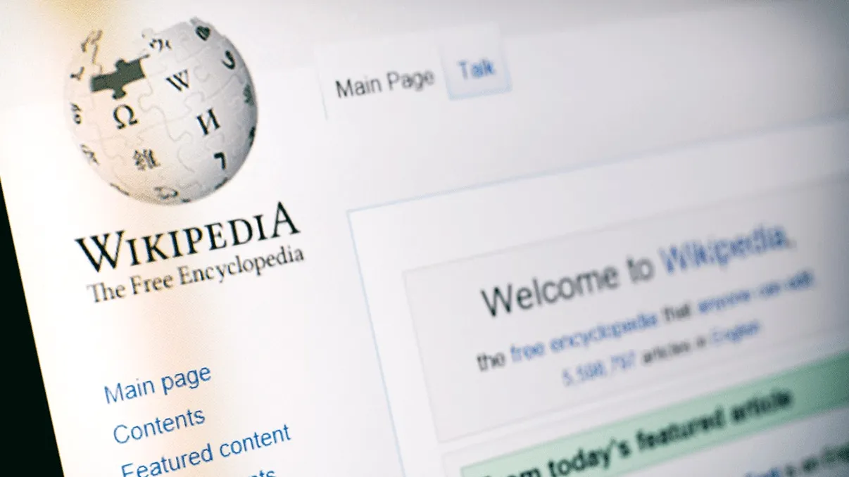 Cum a fost descoperită cea mai mare farsă de pe Wikipedia: ce înseamnă dezinformarea, cu adevărat