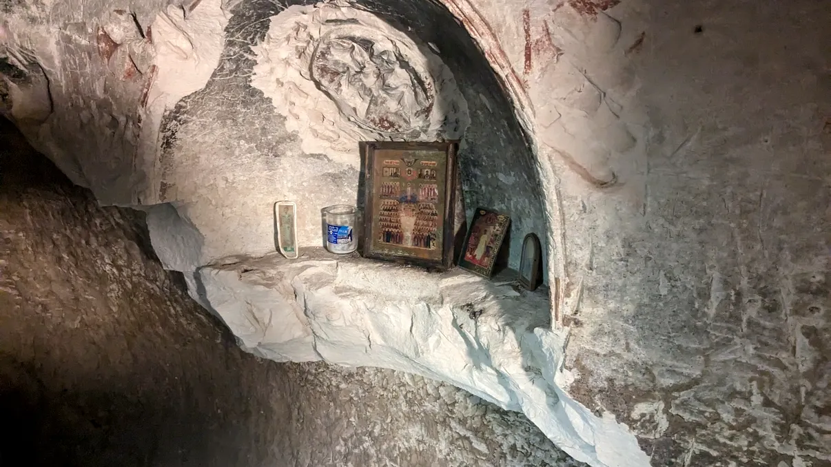 A fost prezentă la nașterea lui Iisus, dar Biblia a uitat-o. Ce au găsit arheologii în mormântul „moașei lui Hristos”