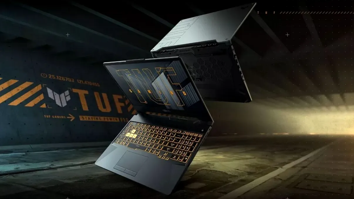 Asus TUF F15 - cel mai bun laptop pentru shootere de genul CS:GO, Apex, Fornite
