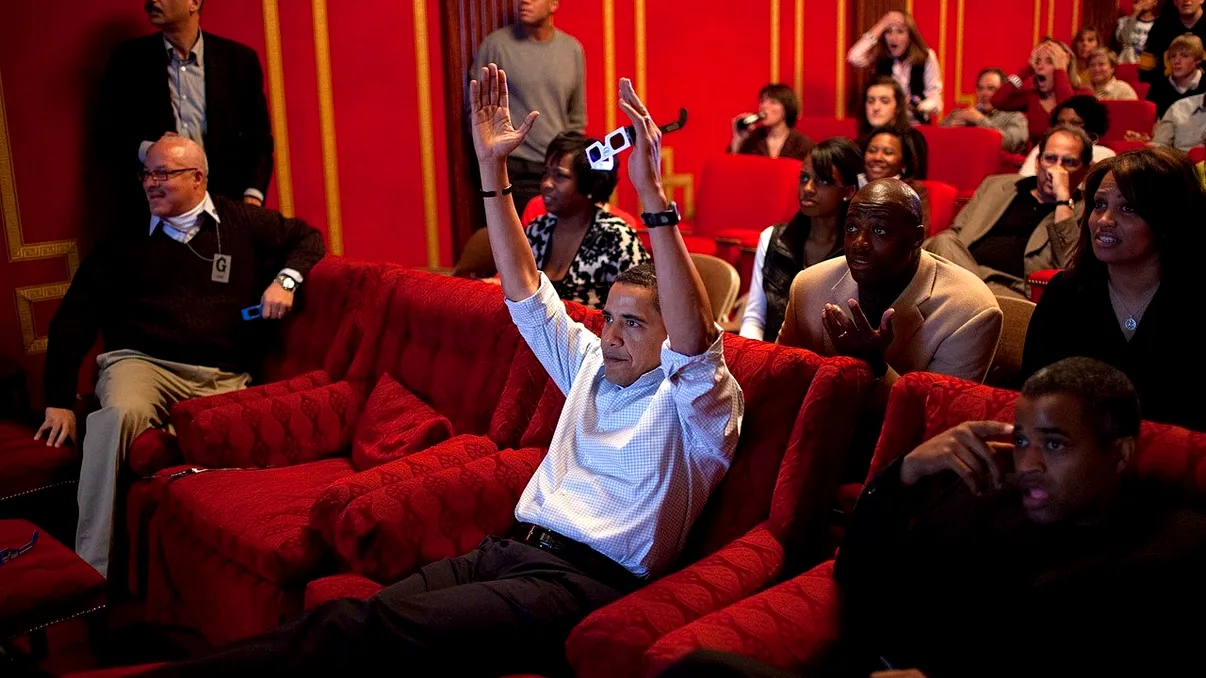 Barack Obama îți dă idei, dacă nu știi la ce să te mai uiți: filmele preferate ale fostului președinte american, în 2022