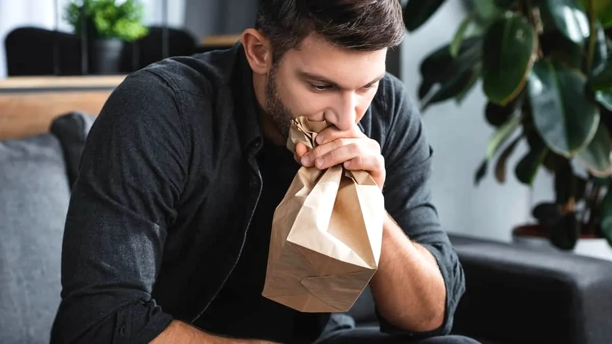 Cum să oprești sughițul: știința sughițului și ce-l cauzează