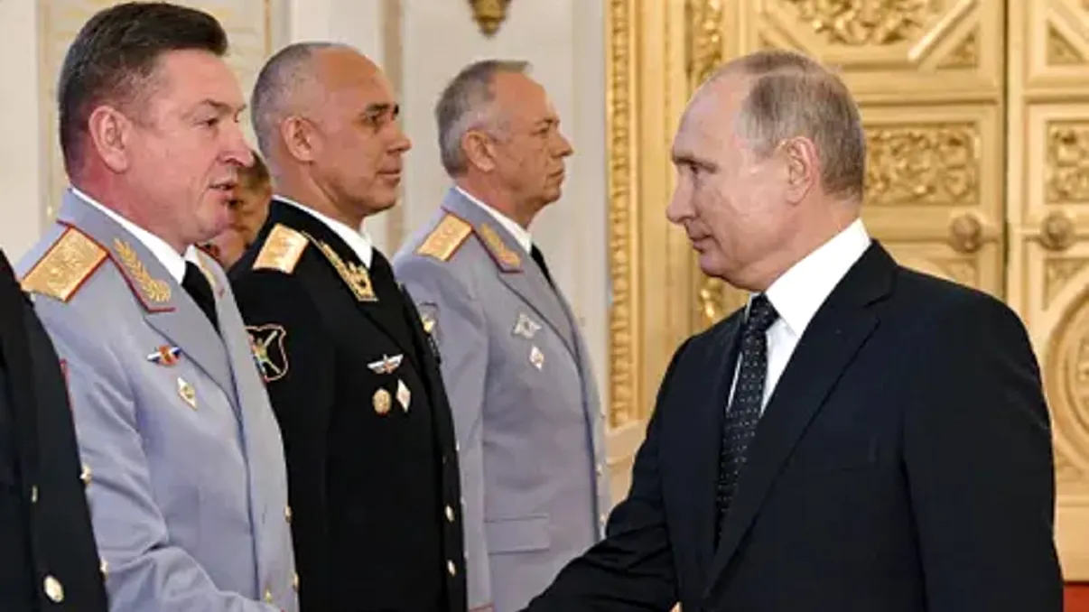 Putin face schimbări în armata rusă. Pe cine a numit șef al forțelor terestre, în ciuda dezaprobării șoimilor