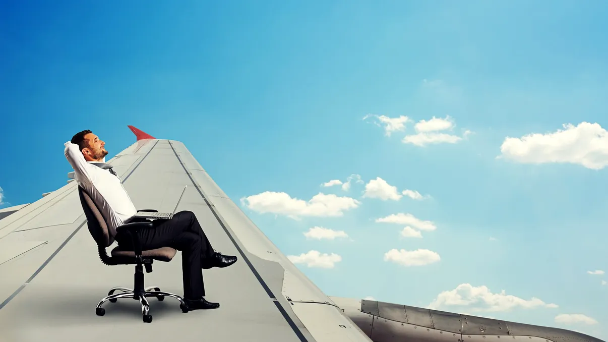 Ce efecte poate avea un zbor lung asupra corpului tău: specialiștii avertizează