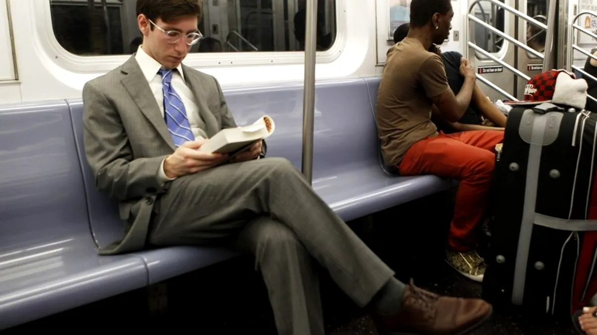 Nimănui nu-i place să facă naveta, dar poate fi bună pentru sănătatea ta mintală, conform cercetătorilor: iată de ce