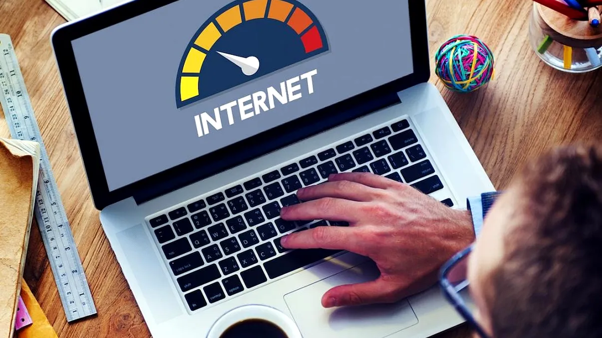 Internetul din România, un adevărat lux la preț de nimic: n-au mulți europeni bogați ce avem noi