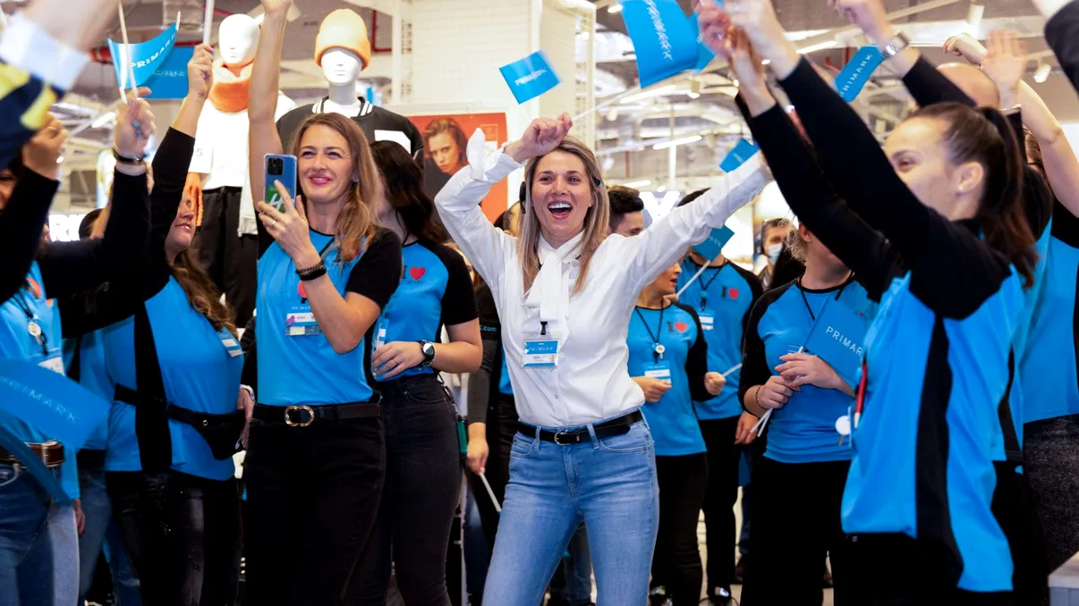 Gigantul irlandez care anunță extinderea în România: sute de locuri de muncă disponibile cu salarii pe măsură