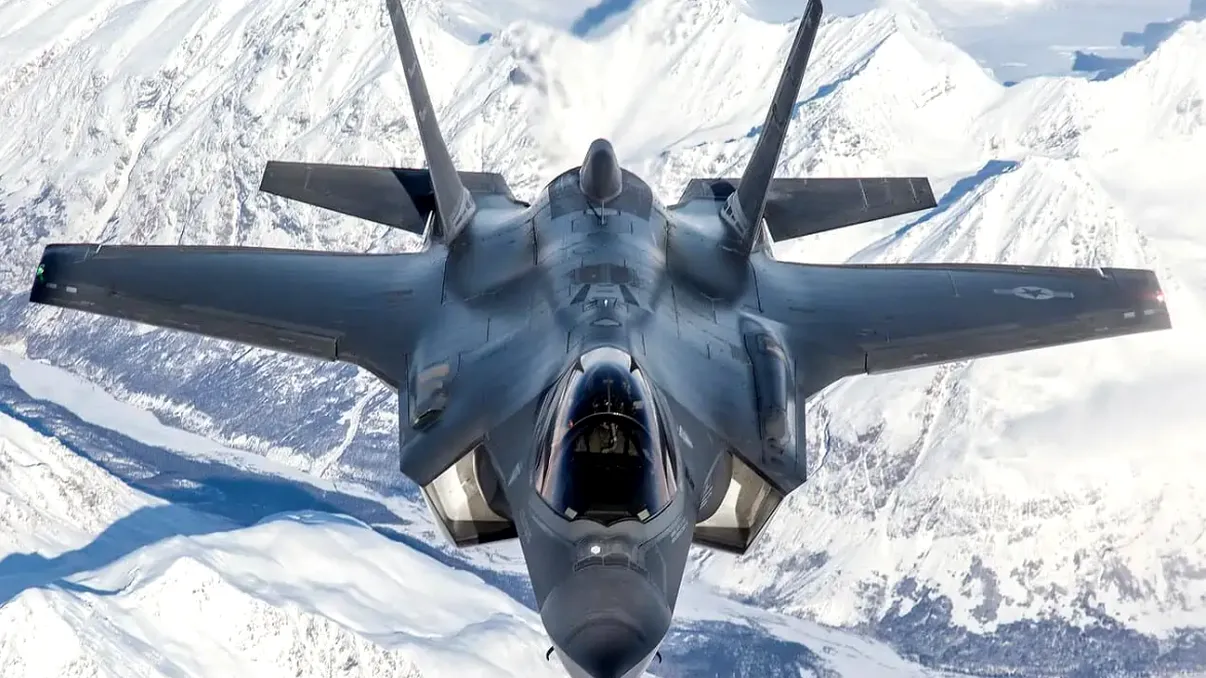 România va achiziționa avioane F-35, a decis CSAT. Cât costă cel mai performant avion de luptă din lume