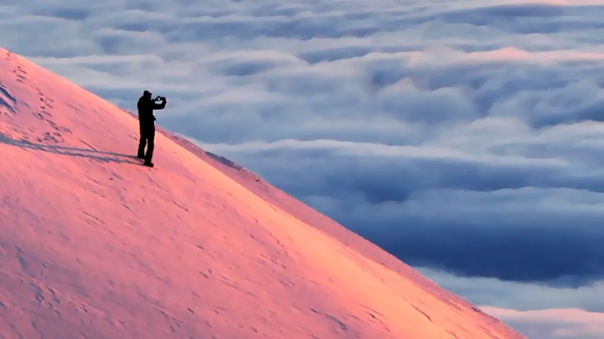 Imaginea ca de pe altă lume realizată pe Vârful Omu. „Sigur e Planeta Pământ?“