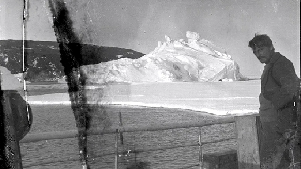 Filme foto de 100 de ani, descoperite într-un ghețar din Antarctica: de ce sunt speciale