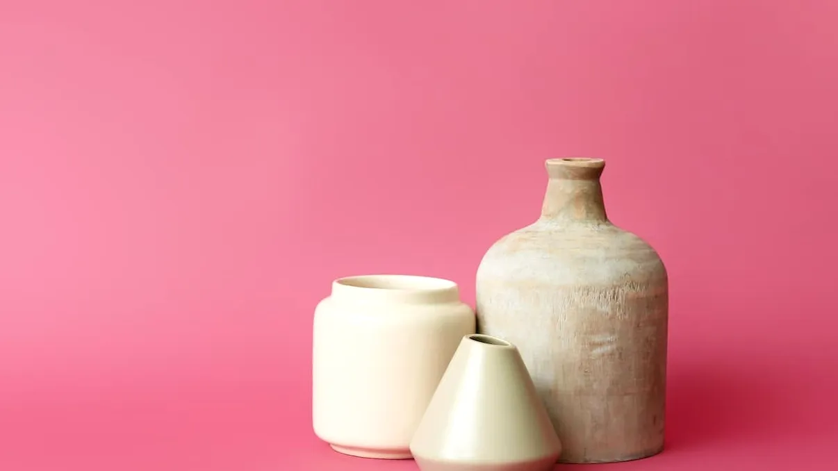 Inteligența artificială dă mâna cu fotografia de produs: cum te ajută, dacă trăiești din asta