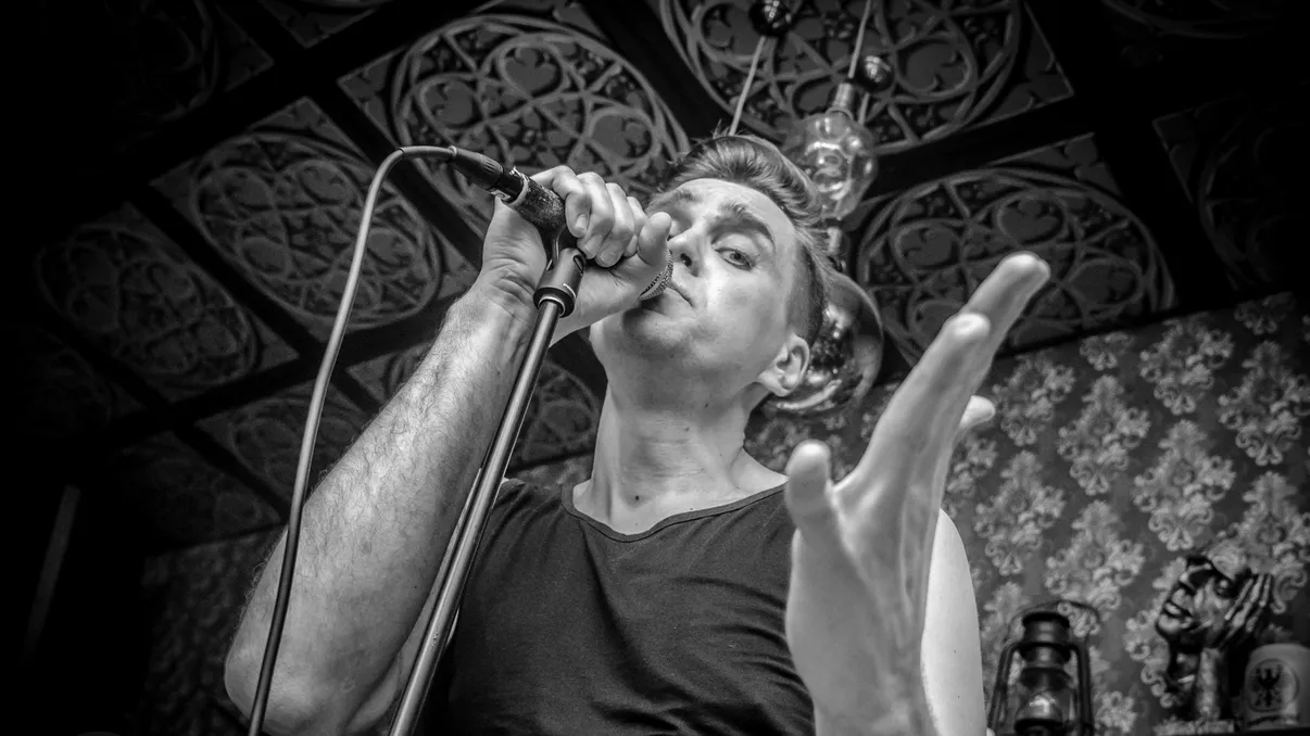 INTERVIU LAMORI - trupa rock din „cea mai fericită țară din lume” a concertat, recent, în România: „Am fost întâmpinați cu multă căldură în România. Voi chiar știți să vă distrați”