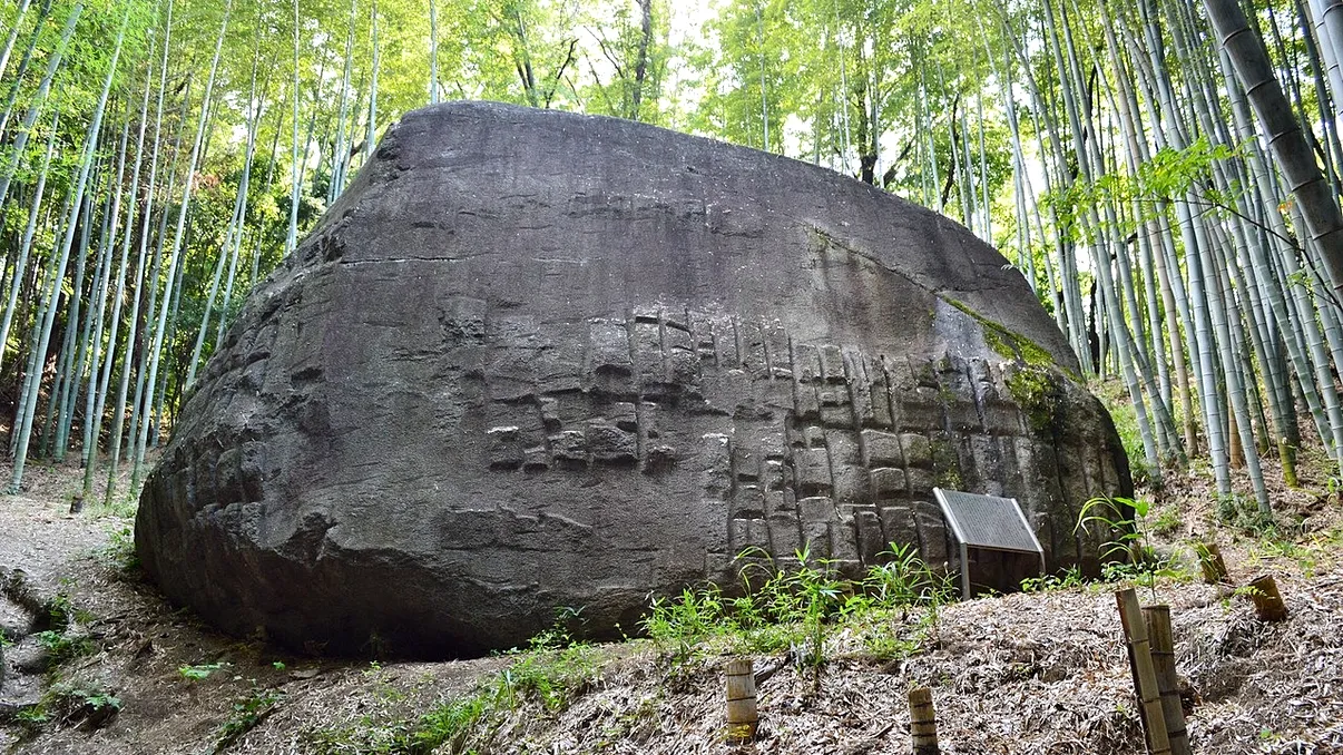 Ce mister ascunde „nava de piatră a lui Masuda” din Japonia: povestea celui mai mare și mai bizar megalit