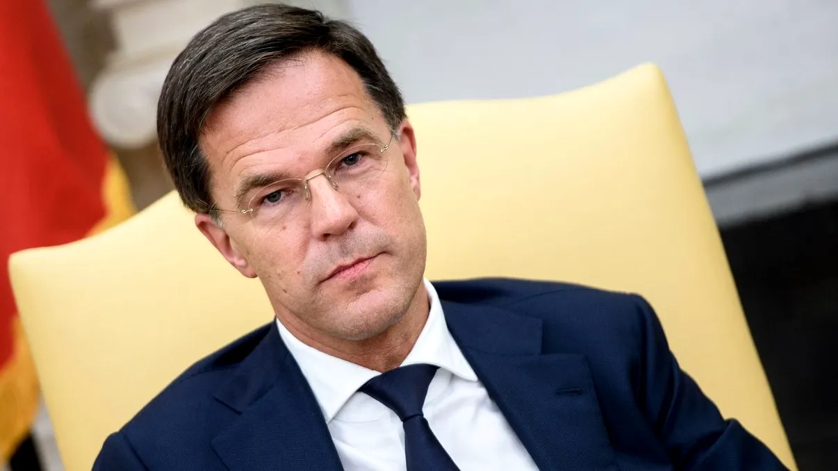 Mark Rutte, premierul olandez, vrea să trimită avioane de luptă F-16 Ucrainei