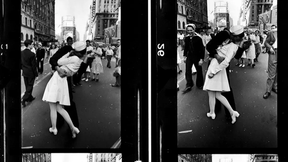 Povestea tulburătoare din spatele celui mai cunoscut sărut din istorie: o imagine ce spune o mie de cuvinte