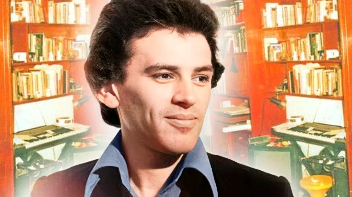 De ce au fugit mâncând pământul toți chiriașii apartamentului unde a murit Ioan Luchian Mihalea: „Avea poza ucigașului său in bibliotecă”