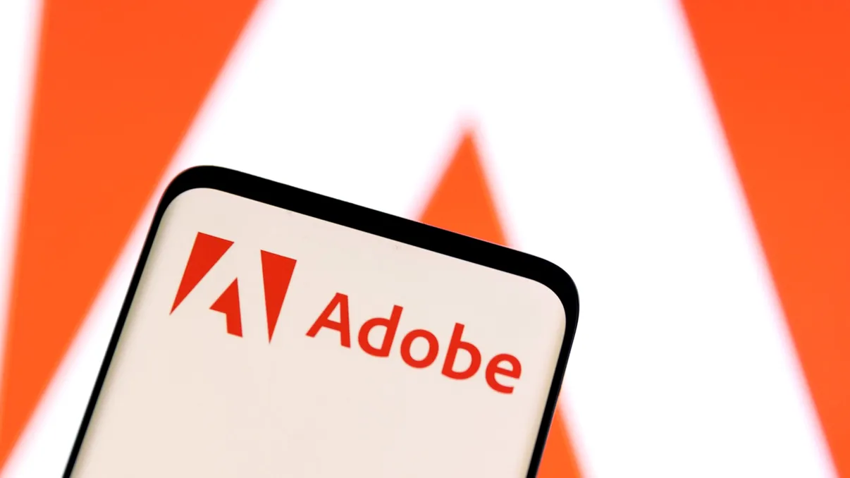 Adobe mizează, din ce în ce mai mult, pe AI: temerile fotografilor încep să se adeverească