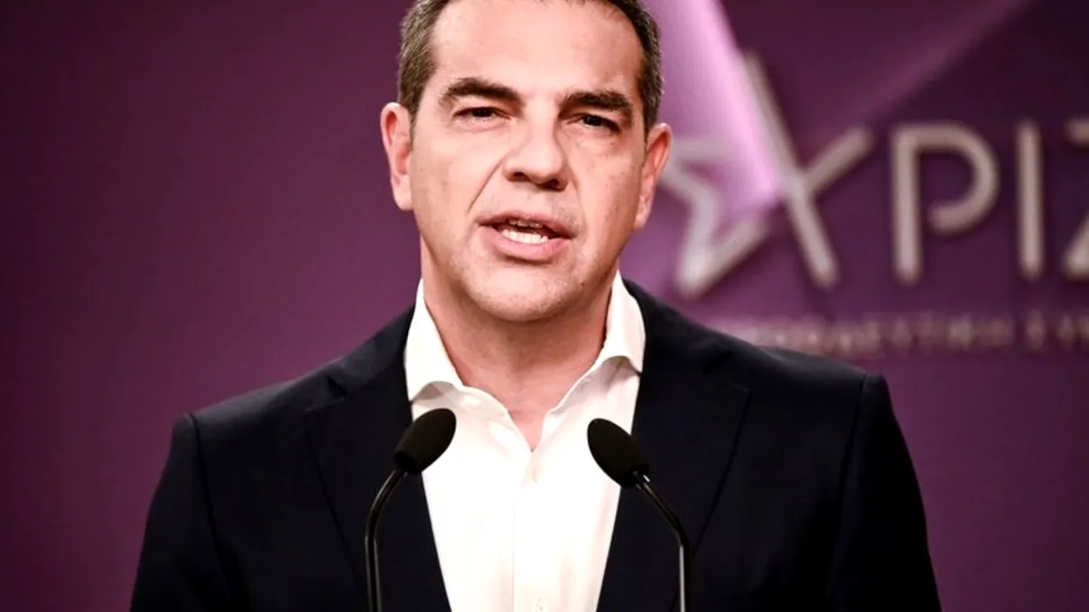 Fostul premier grec Alexis Tsipras demisionează, după 15 ani la conducerea partidului Syriza. Înfrângere rușinoasă în alegeri