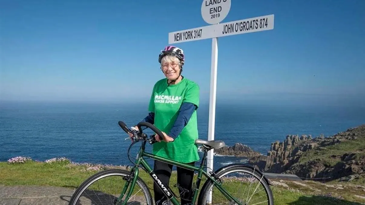 O pensionară de 85 de ani, cursă de 1.600 de kilometri cu bicicleta. Motivul este emoționant. „Încă îmi place să trăiesc”