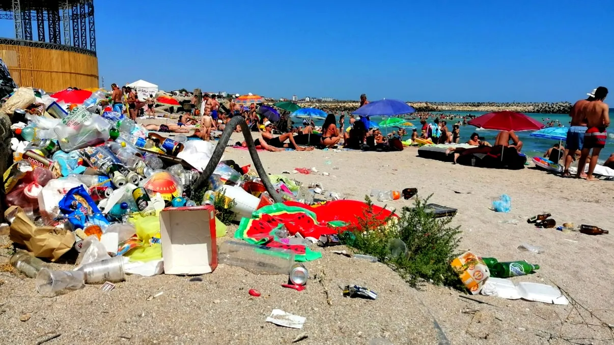 ”Cazare, bere şi mâncare, e tot ce-ţi trebuie la mare”. Stațiunile din România de evitat, de la lux la sărăcie