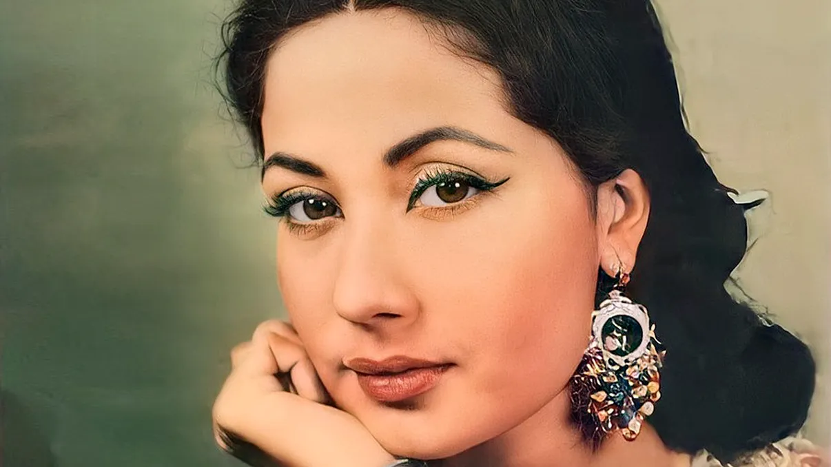 Regina tragediei de la Bollywood a făcut valuri alături de Raj Kapoor, înainte să fie supranumită Marilyn Monroe, pentru destinul tragic