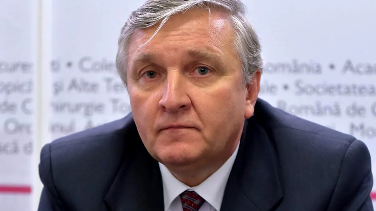 Chirurgul Mircea Beuran, achitat definitiv în dosarul în care era acuzat că a luat mită 10.000 de euro