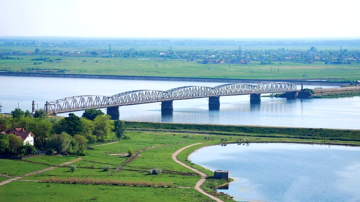 Județe uitate de lume. Turiștii ocolesc cu grație aceste zone ale României