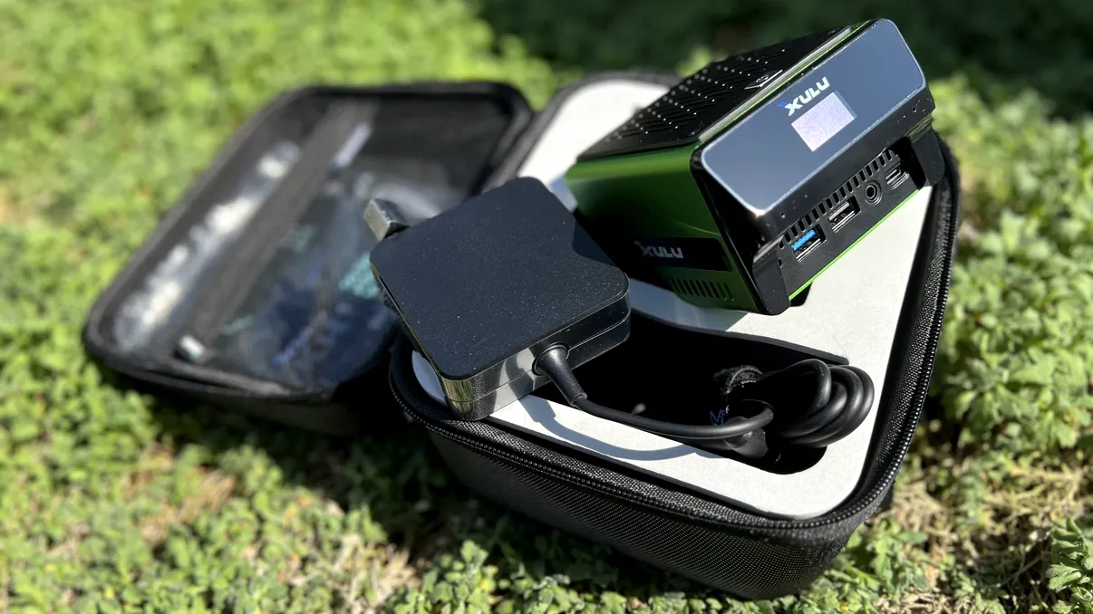 REVIEW XULU XR1 Pro - probabil cel mai mic PC cu Windows pentru muncă de birou și divertisment. Poți să-l bagi în buzunar, să-l iei în vacanță